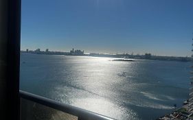 Penthouse 2 Stroy 2 Bedroom Water Views